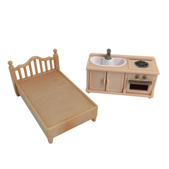 Calico Critters Furniture Kitchen Sink OvenTable Chairs Bookcase Bed Ladder - Picture 2 of 11